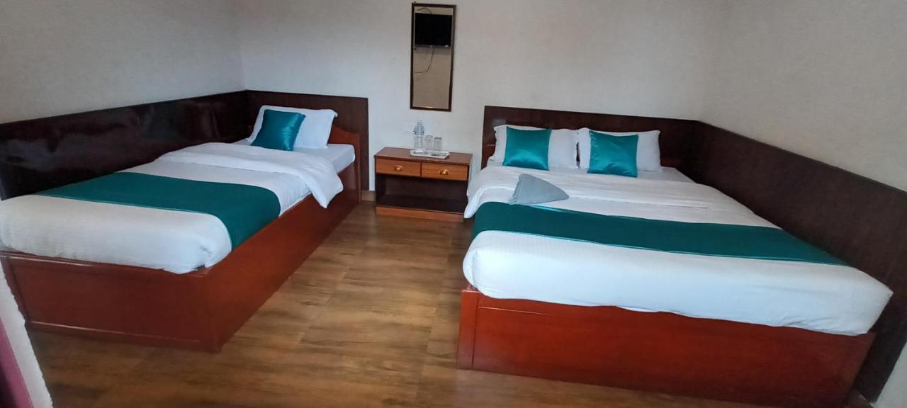 Hotel Dolly Pokhara Exterior foto