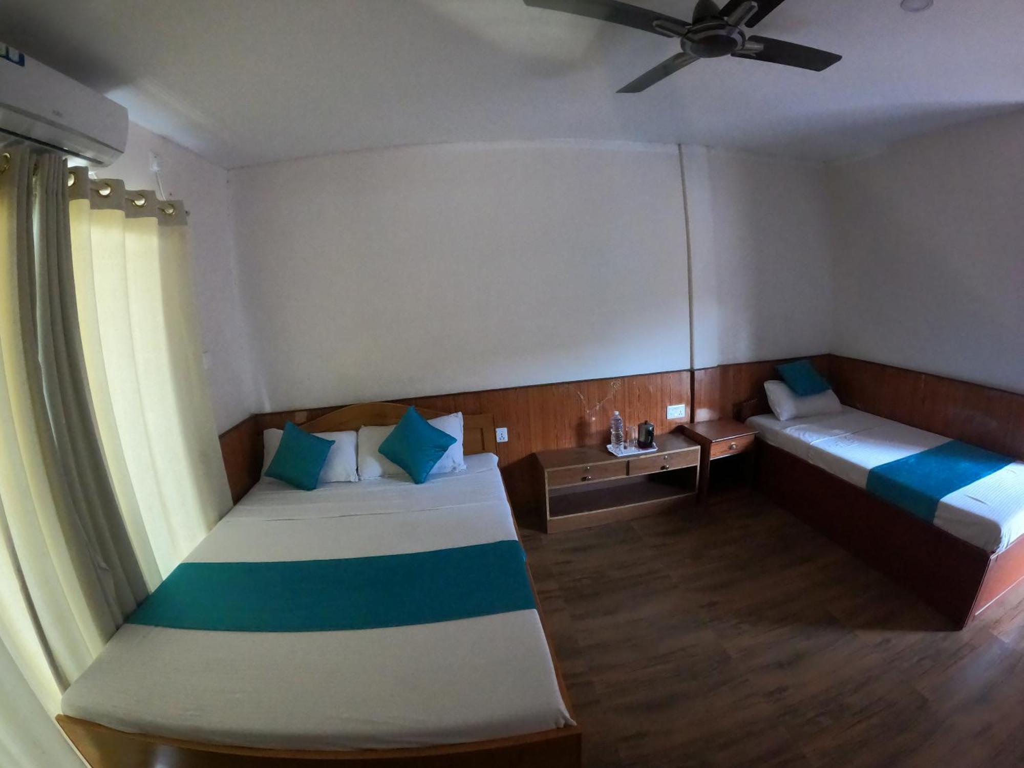Hotel Dolly Pokhara Exterior foto