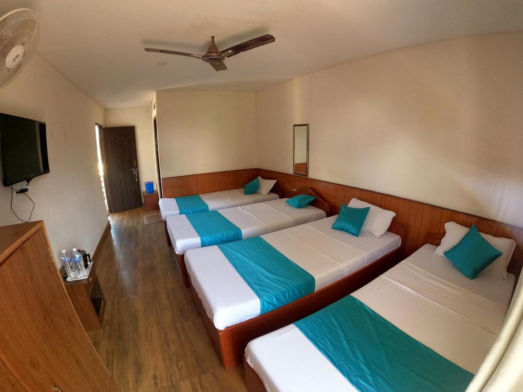 Hotel Dolly Pokhara Exterior foto